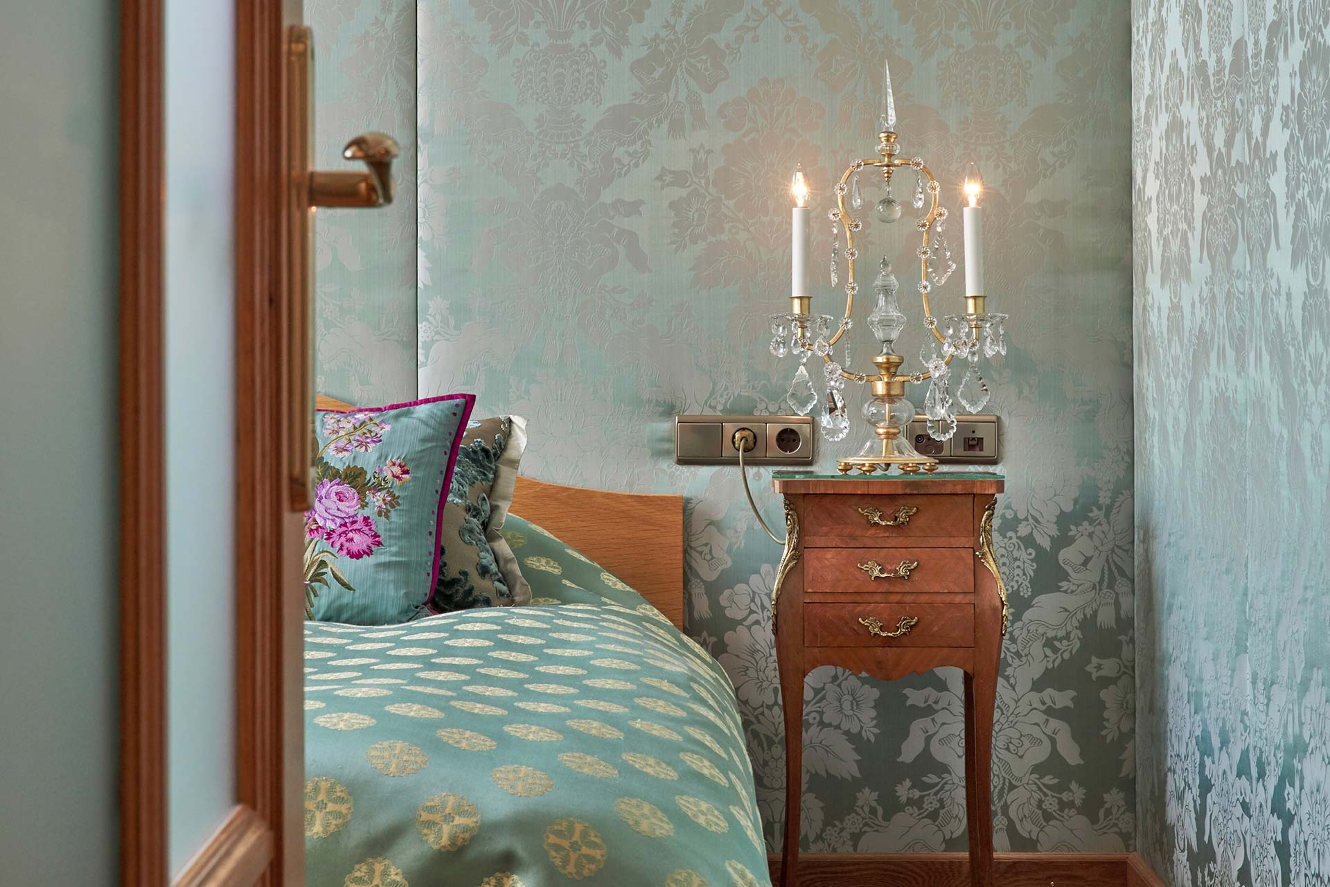 Suite (2).jpg